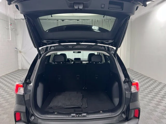 Used 2022 Black Ford Titanium image 8