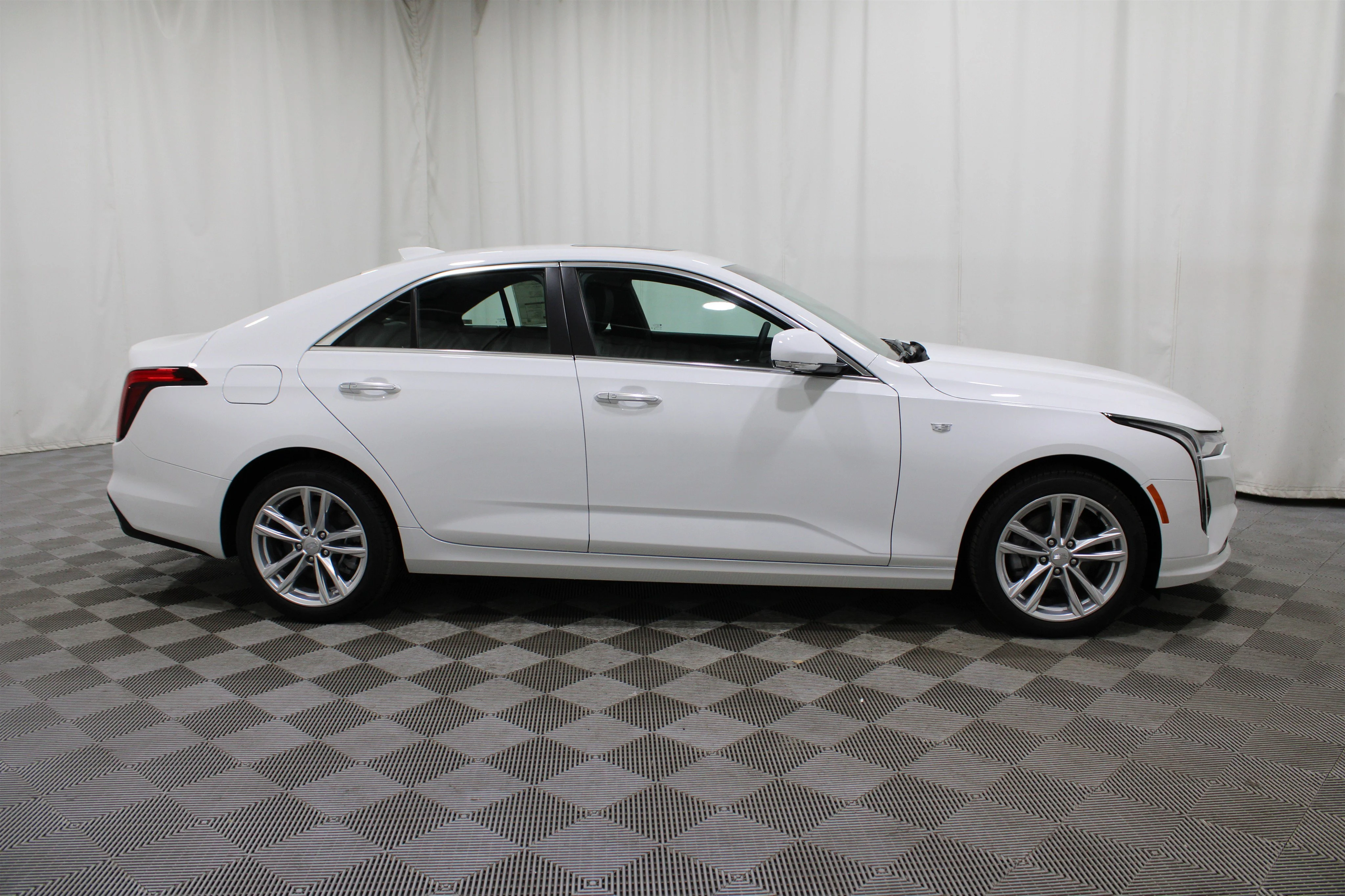 New 2026 Summit White Cadillac Luxury image 32