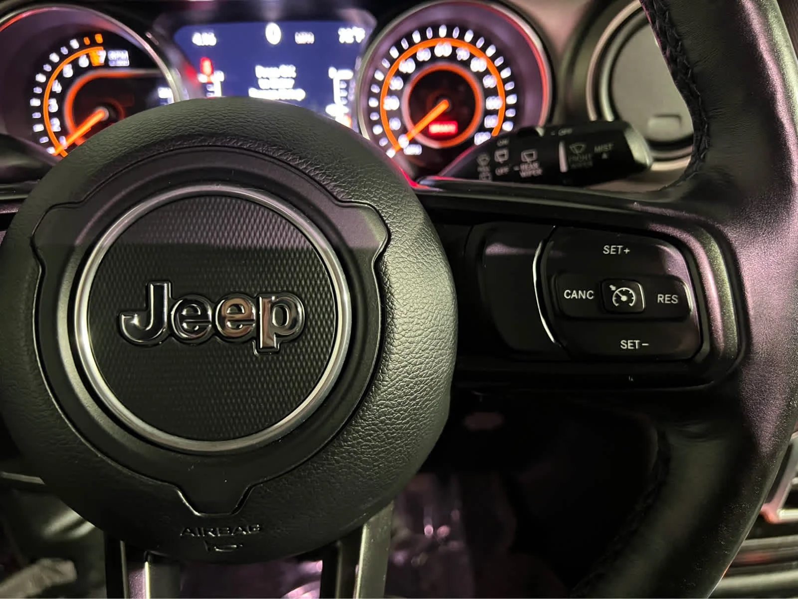 Used 2019 Granite Crystal Metallic Clearcoat Jeep Sport S image 18