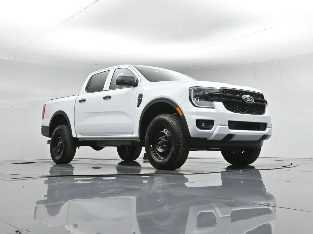 New 2026 Oxford White Ford XL image 42