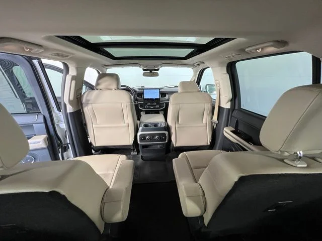 Used 2022 White Ford XLT image 14