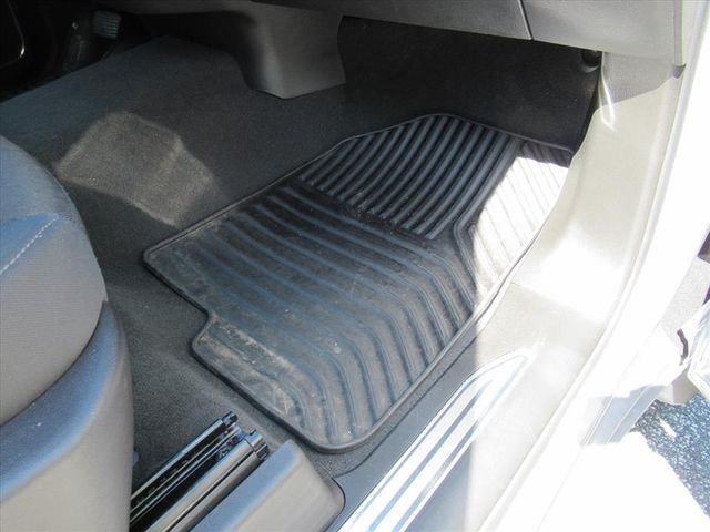 Used 2024 Gray Chevrolet LT image 29