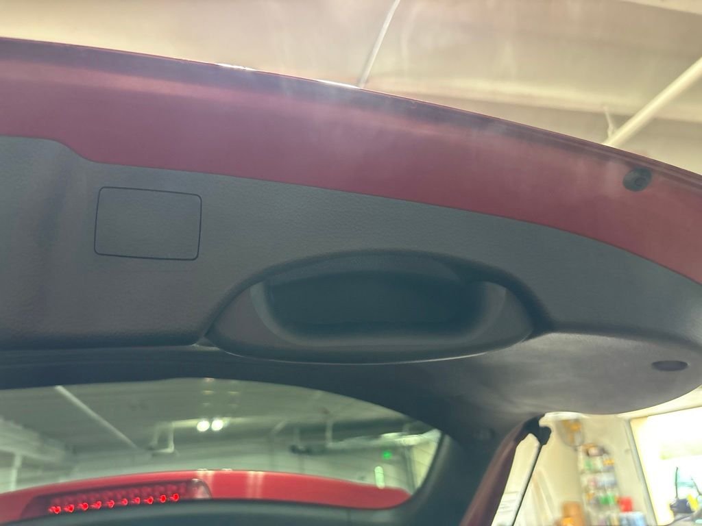 Used 2018 Red Hyundai 2.4 Base image 31