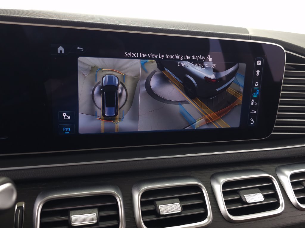 Used 2024  Mercedes-Benz GLS 580 image 35