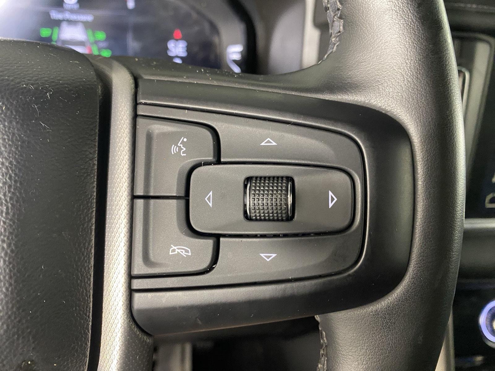 Used 2023 Onyx Black GMC Denali image 18