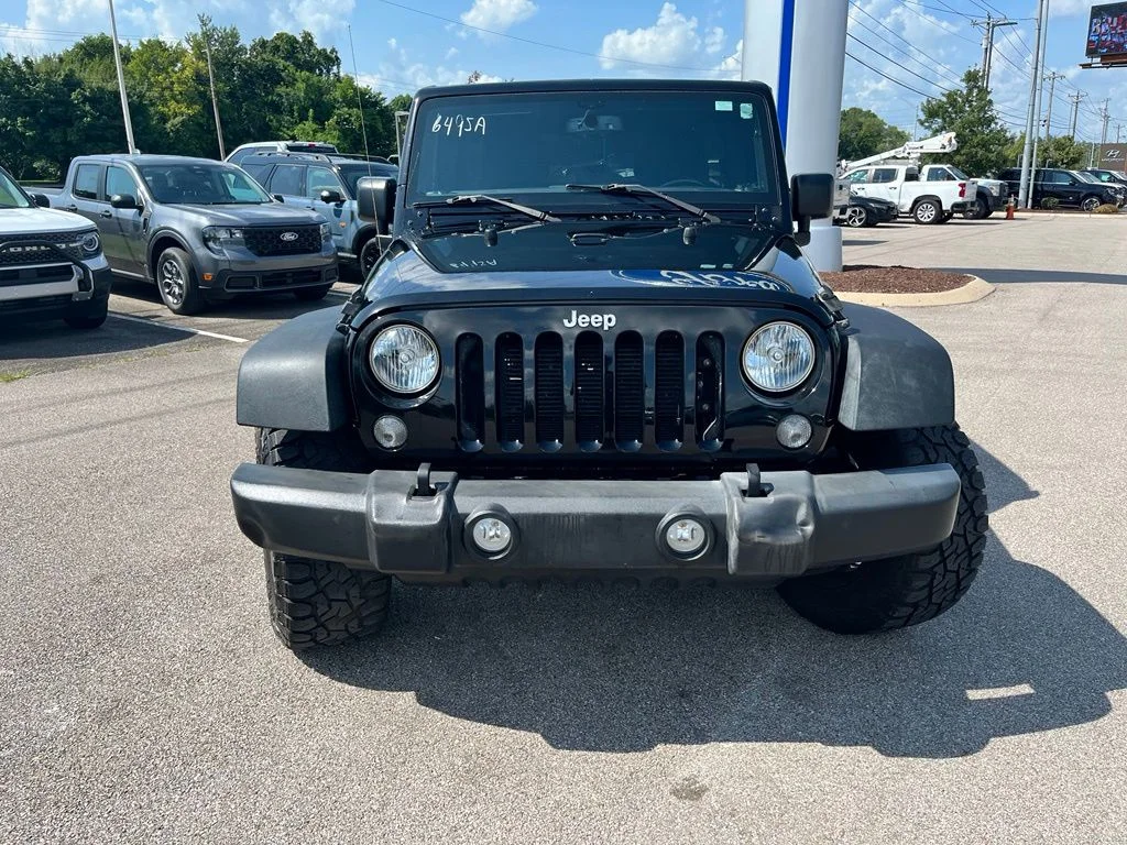 Used 2018 Black Jeep Unlimited Sport image 2