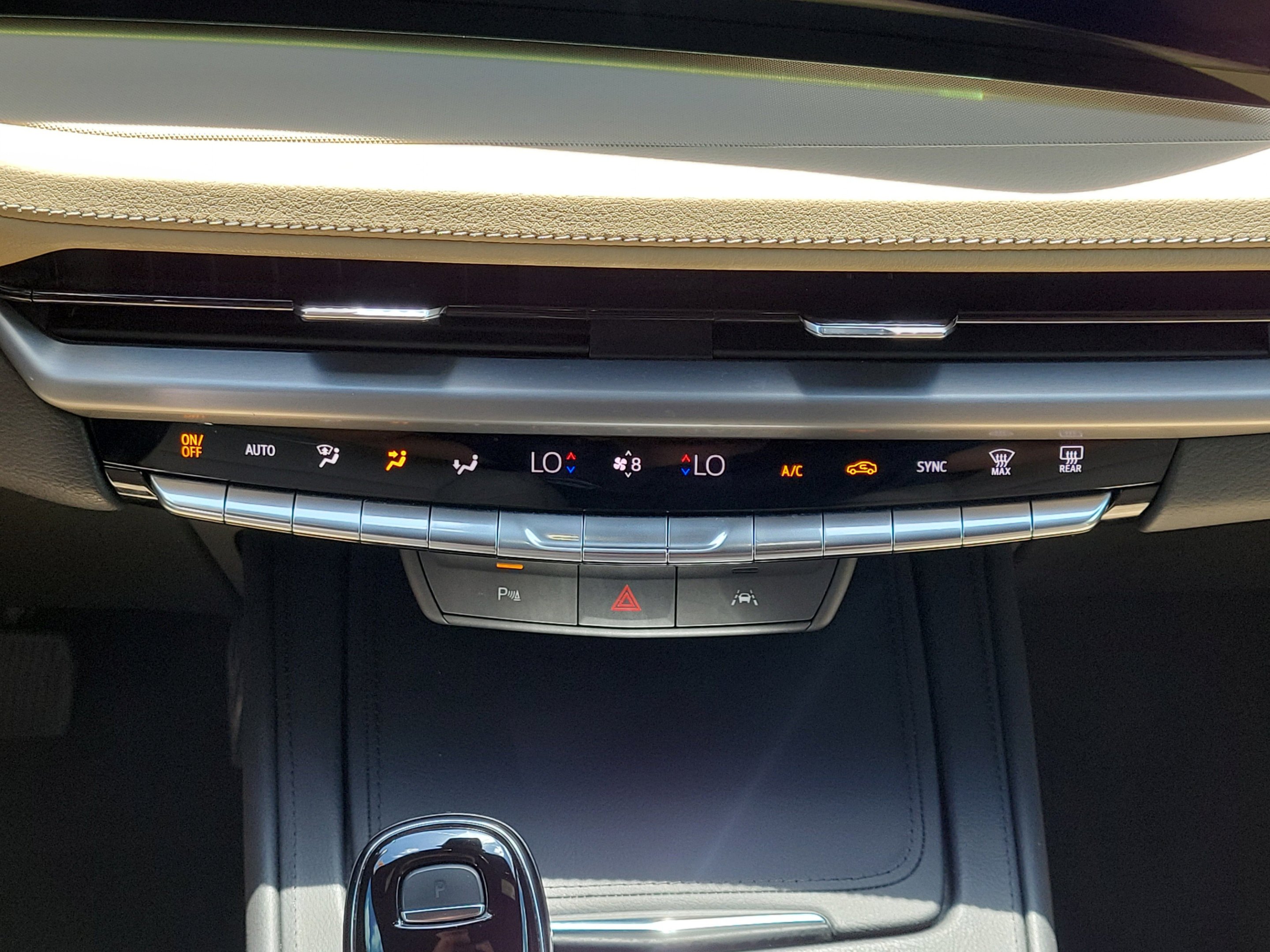 Used 2024 Argent Silver Metallic Cadillac Luxury image 18