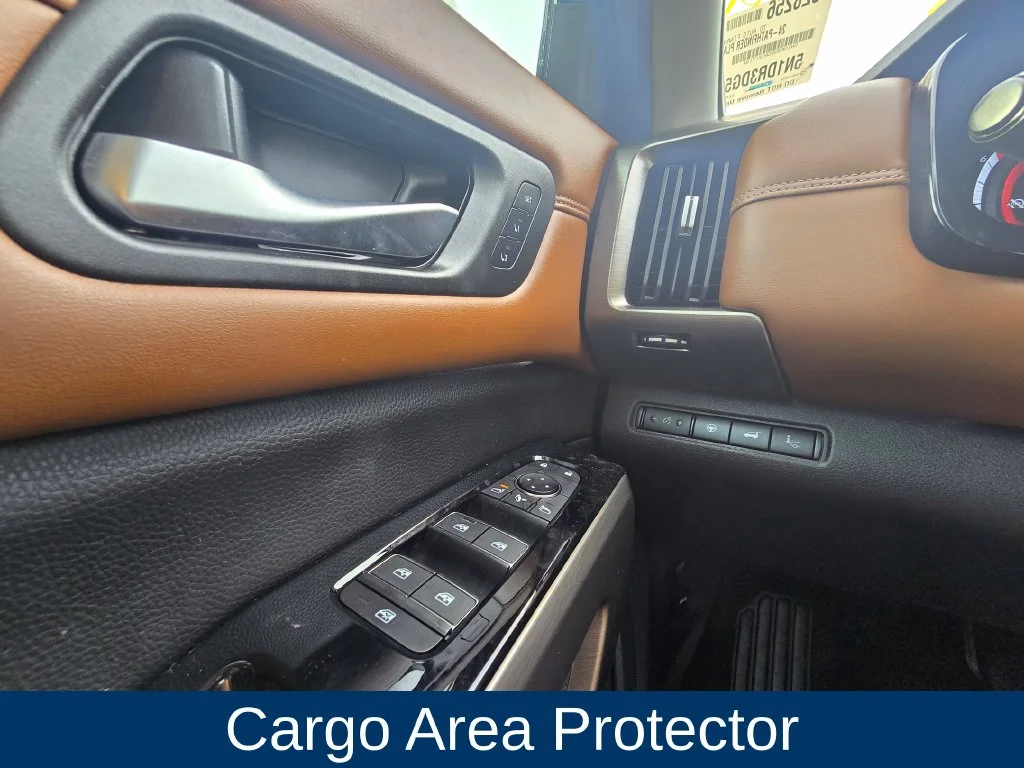 Used 2024 White Nissan Platinum image 22