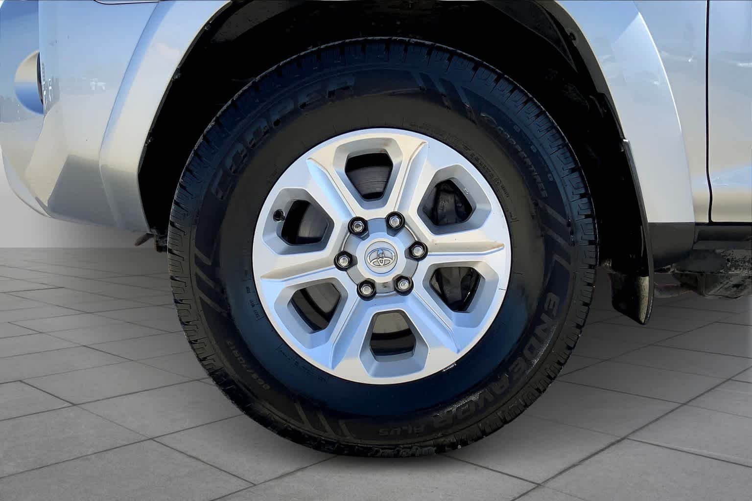 Used 2023 Classic Silver Metallic Toyota SR5 Premium image 19