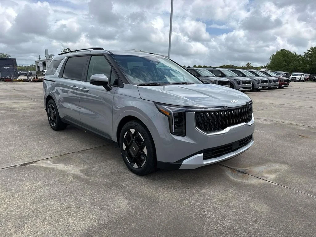 2026 Kia Sedona EX's photo