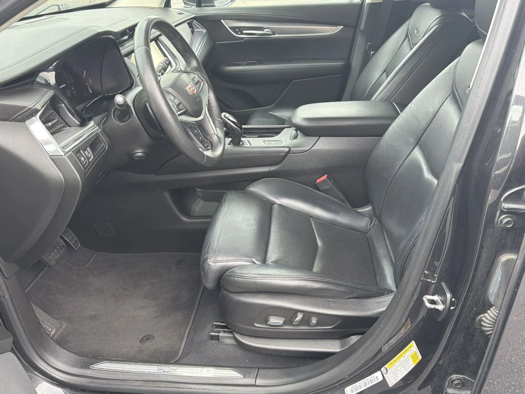 Used 2017 Gray Cadillac Luxury image 13