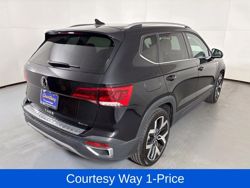 Used 2022 Black Volkswagen 1.5T SEL image 10