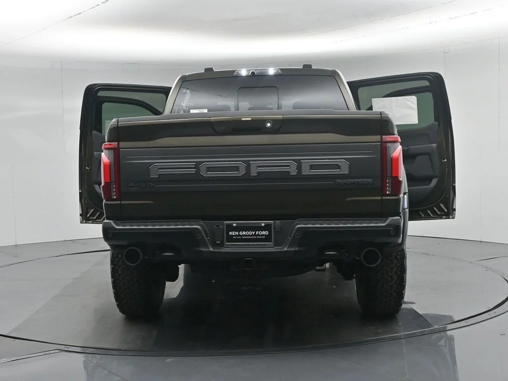 New 2026 Shelter Green Ford Raptor image 36