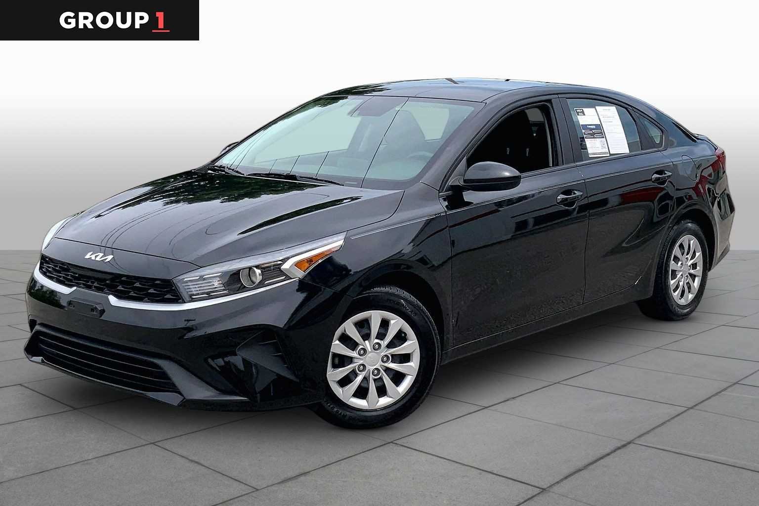 2023 Kia Forte LX AT's photo