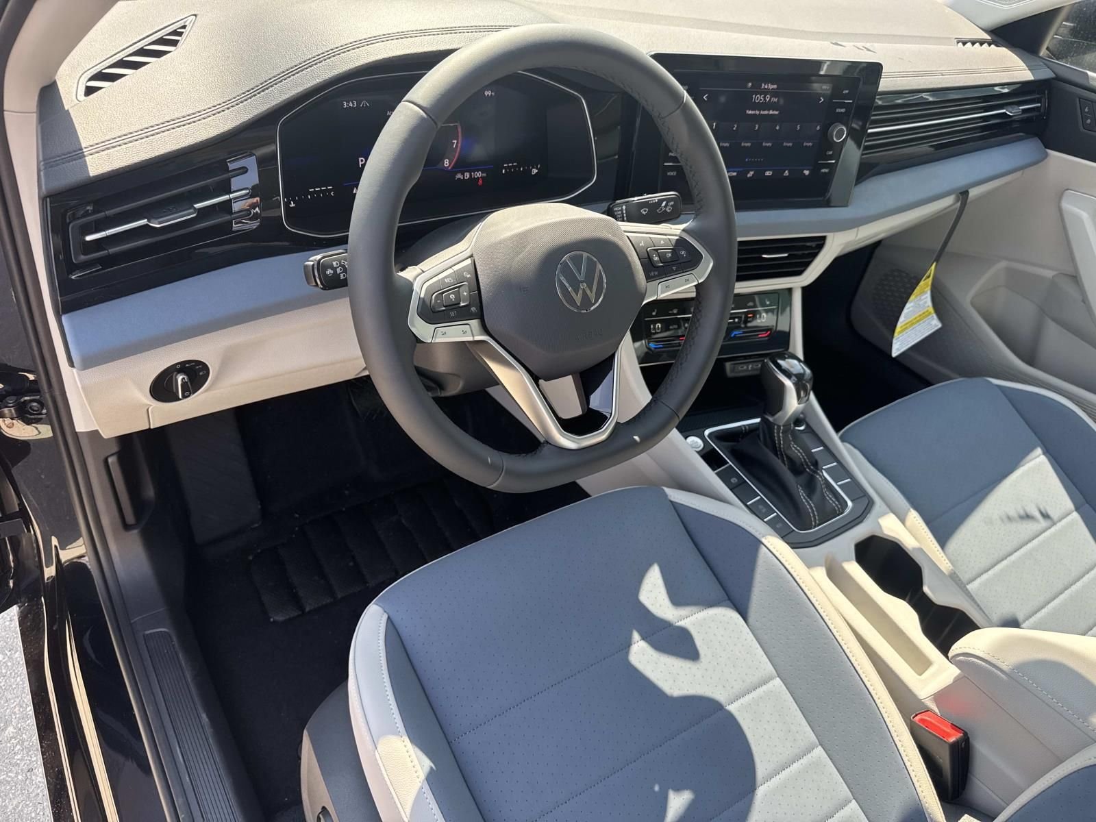 New 2026 Black Volkswagen 1.5T SE image 11