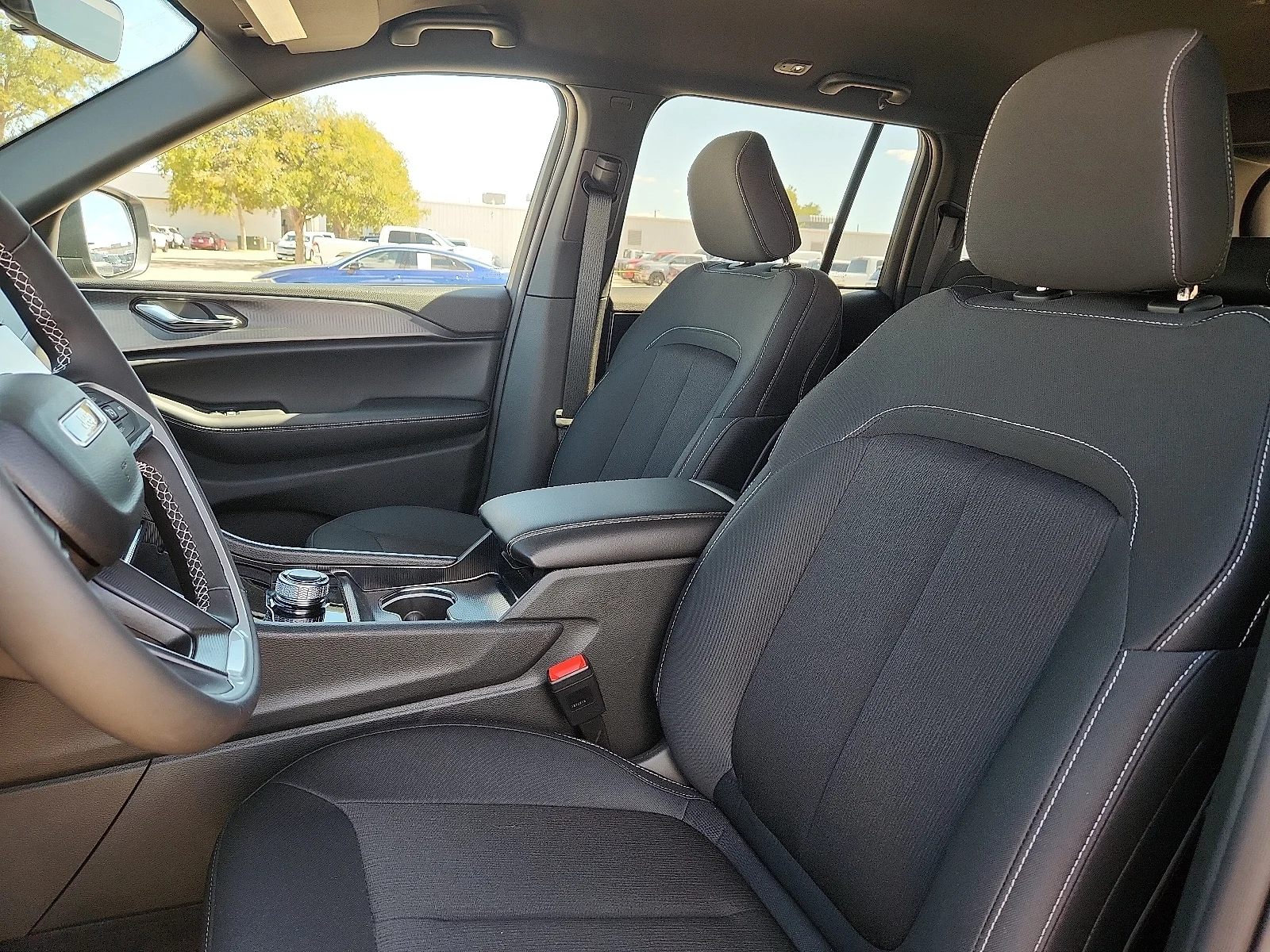 New 2027 High-Gloss Black Paint Jeep LAREDO 4X4 image 12