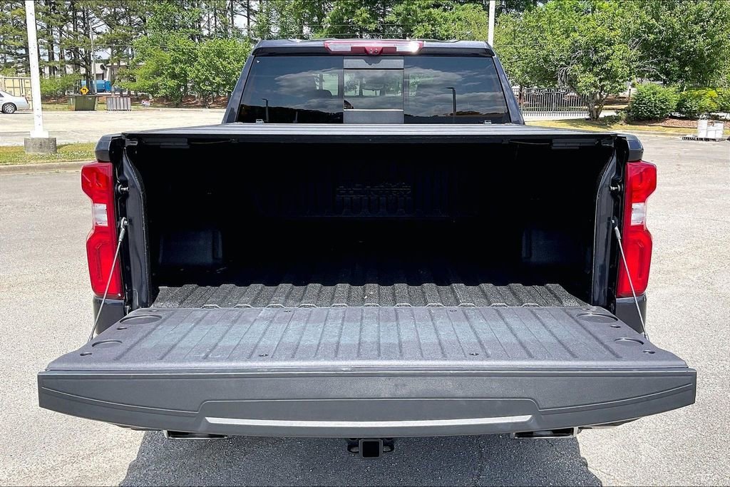 Used 2024 Dark Ash Metallic Chevrolet High Country image 18