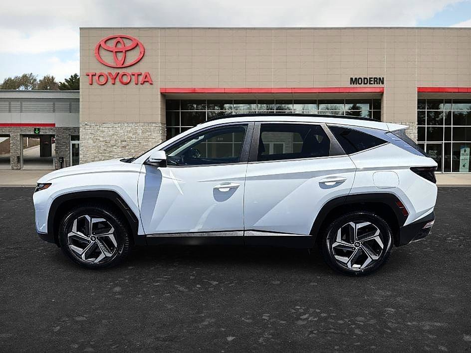 Used 2022 Quartz White Hyundai SEL image 6