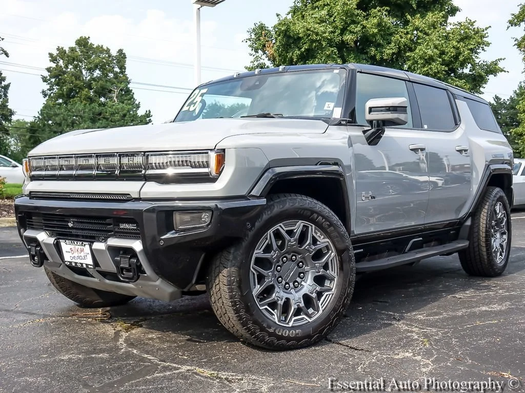 Used 2025 GMC HUMMER EV 3X with VIN 1GKT0RDCXSU110978 for sale in Lisle, IL