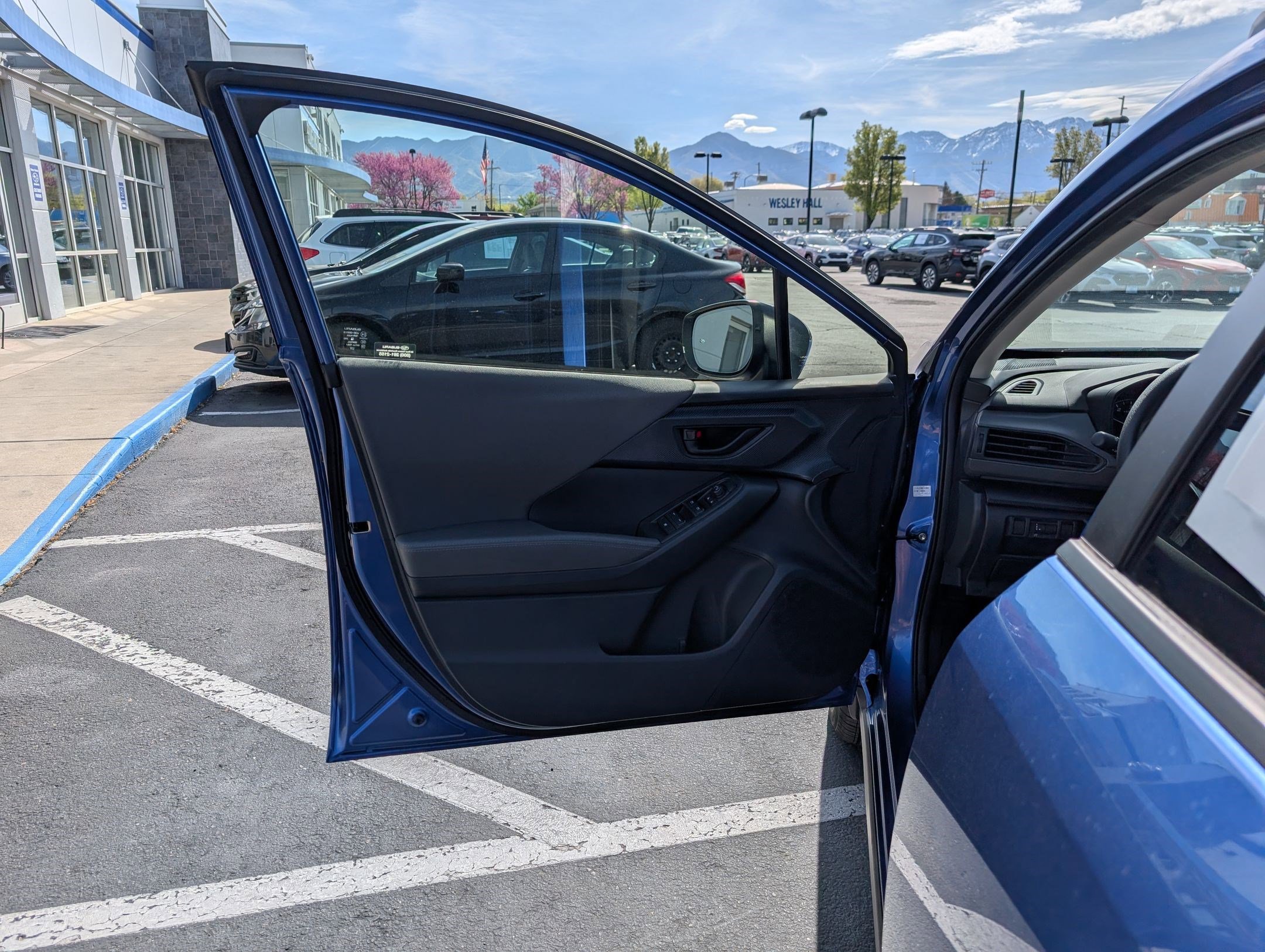 2025 Subaru Crosstrek Premium - Photo 12