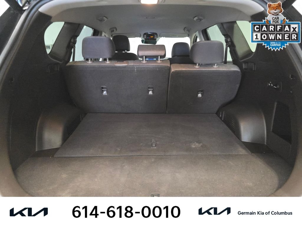 Used 2022 Black Hyundai Blue image 20
