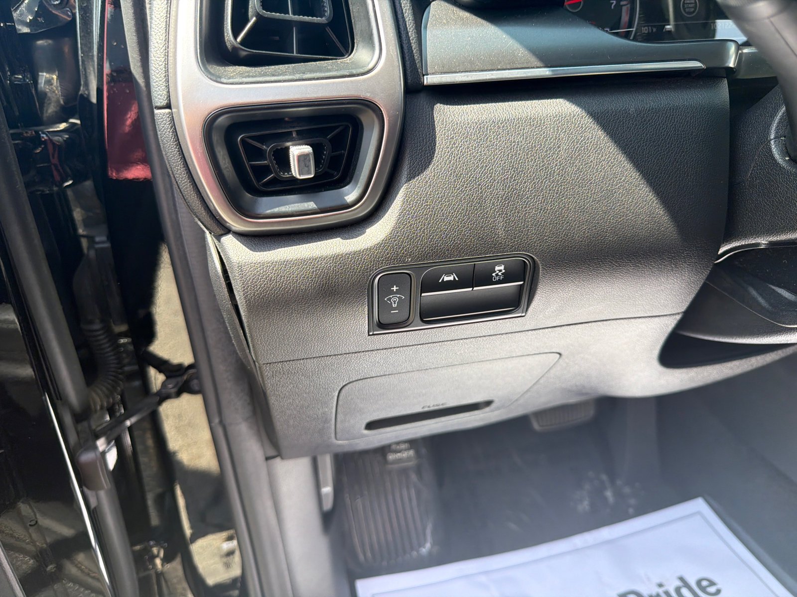 Used 2023 Ebony Black Kia S image 18