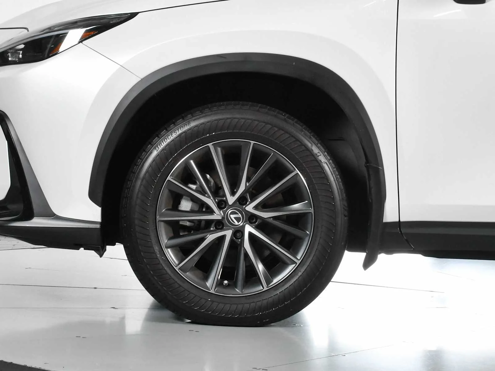 Certified Used 2023 EMINENT WHITE PEARL Lexus Premium image 12