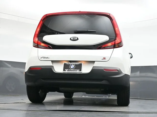 Used 2020 White Kia S image 36