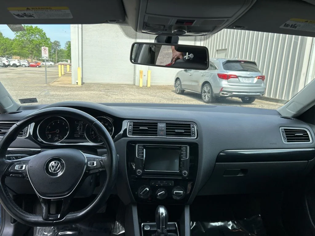 Used 2016 Blue Volkswagen 1.8T SEL image 19