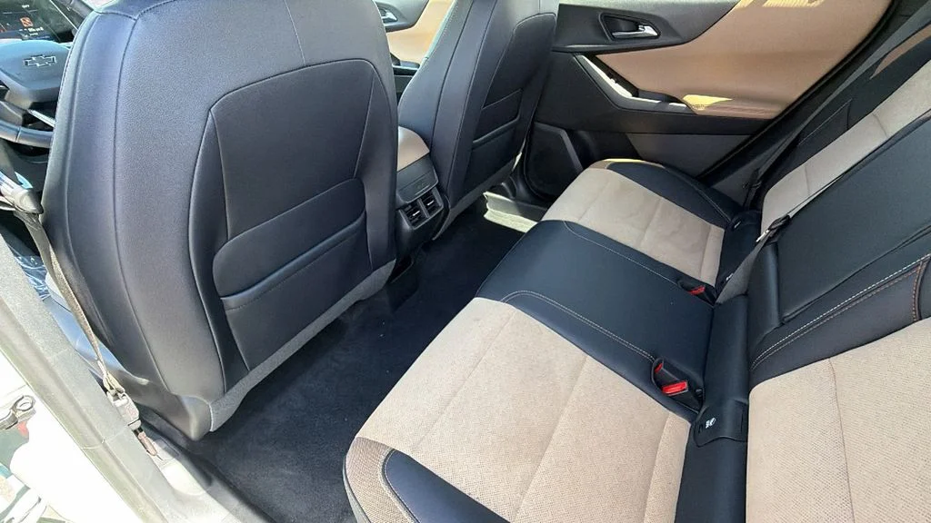 Used 2025 Green Chevrolet ACTIV image 24