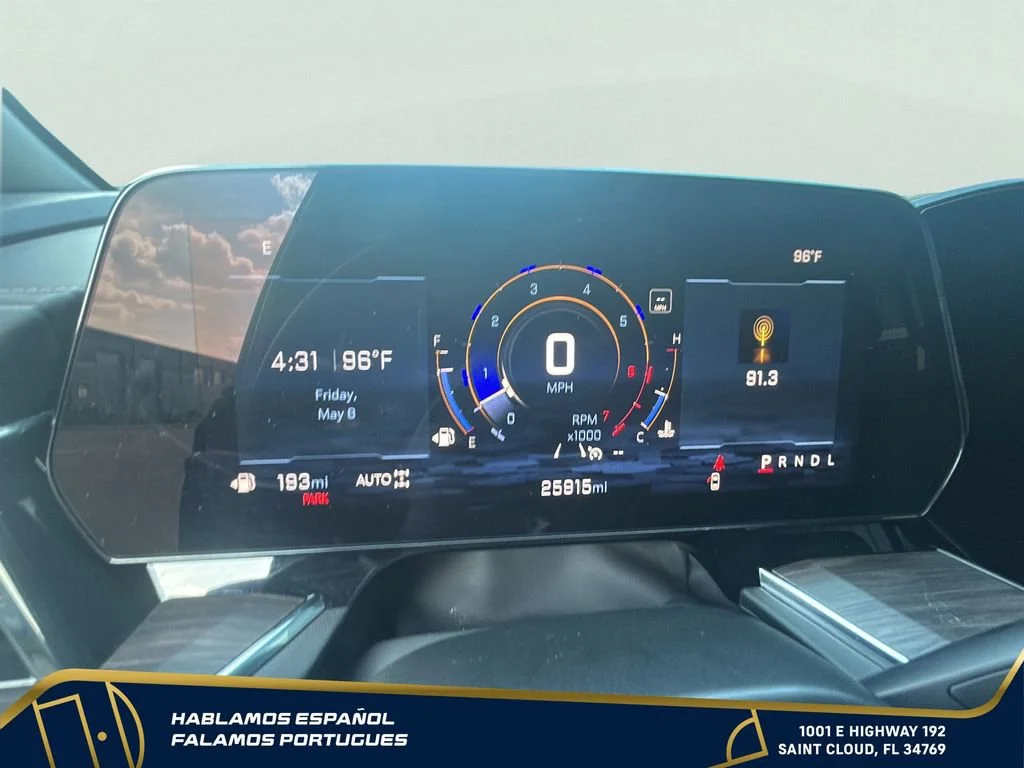 Used 2025 Sterling Gray Metallic Chevrolet LT image 18