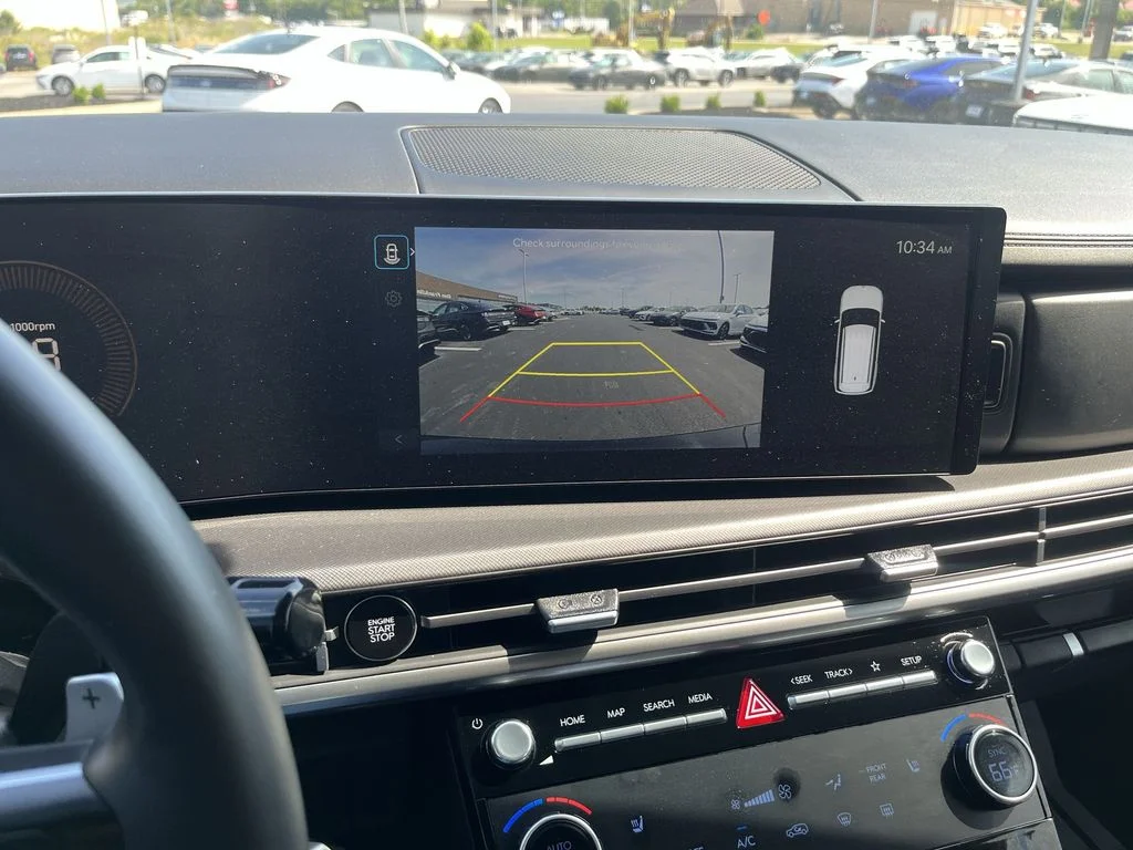 Used 2024 Black Hyundai SEL image 23