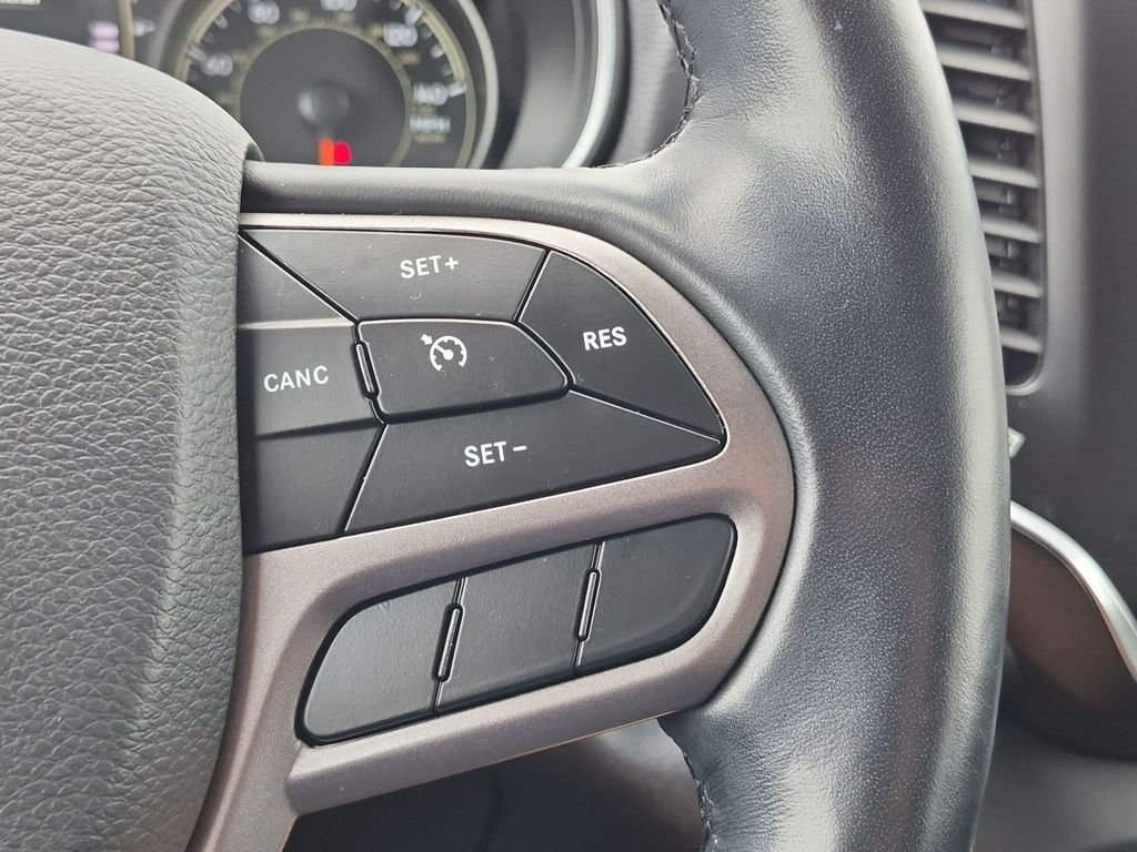Used 2021 Red Jeep Latitude Lux image 16