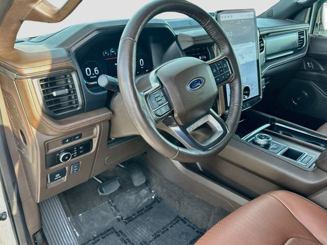 Used 2023 White Ford King Ranch image 9