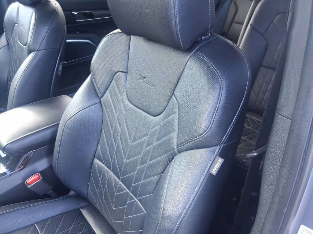 Certified Used 2023 Silver Kia SX X-Line image 17