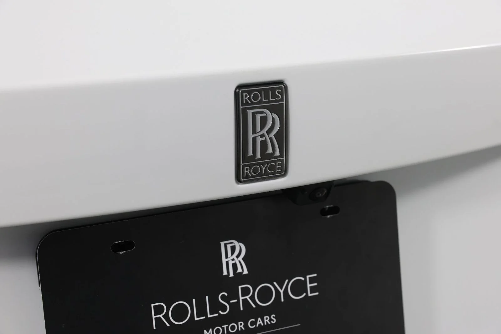 New 2025 Arctic White Rolls-Royce Black Badge image 22