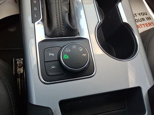 Used 2023 White Chevrolet LT image 21