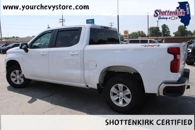 Used 2022 White Chevrolet LT image 3