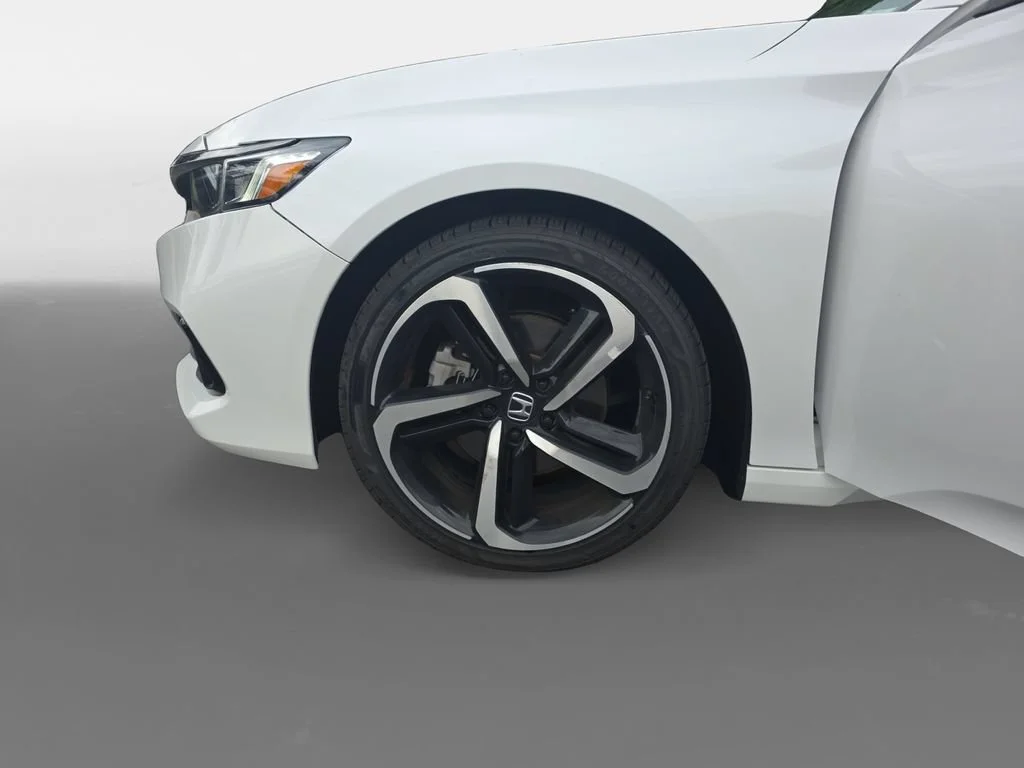 Certified Used 2022 Platinum White Pearl Honda 1.5T SPORT image 38