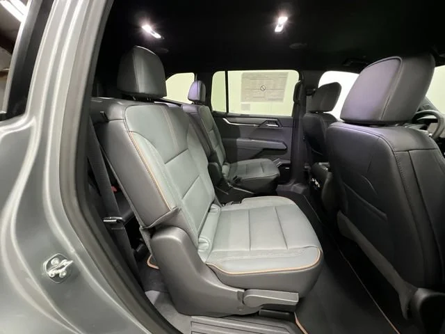 2026 GMC Acadia AT4 - Photo 28