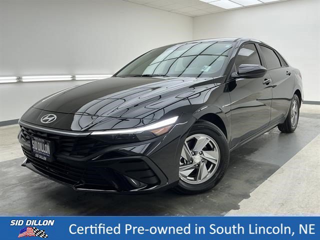 Used 2026 Abyss Black Hyundai SE image 1