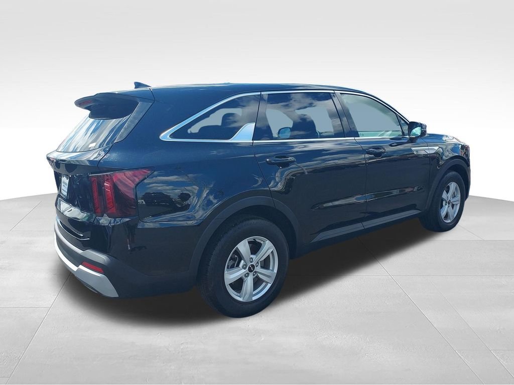 Certified Used 2026 Black Kia LX image 5