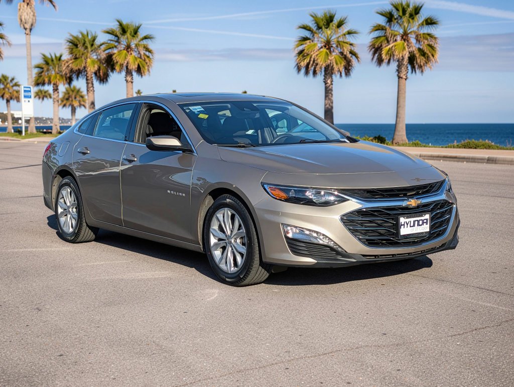 Used 2024 Gray Chevrolet LT image 4