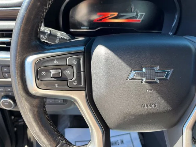 Used 2022 BLACK Chevrolet Z71 image 30