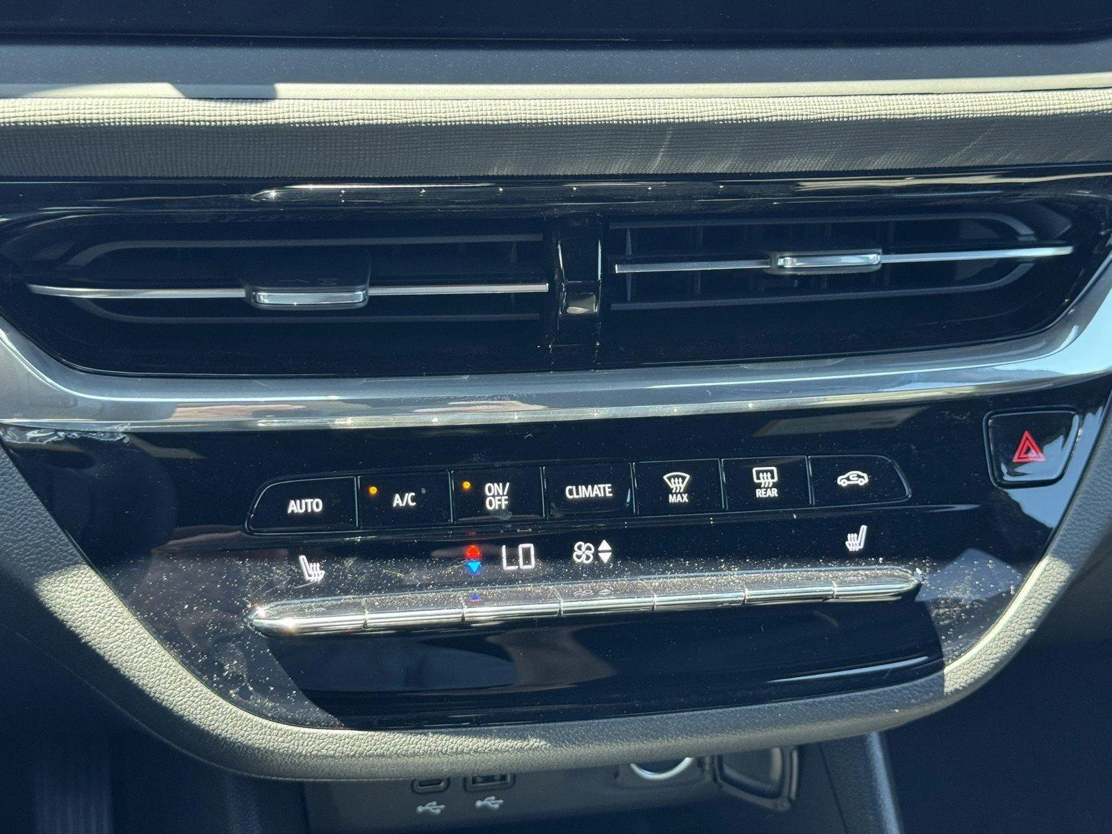 New 2026 Ocean Blue Metallic Buick Avenir image 16