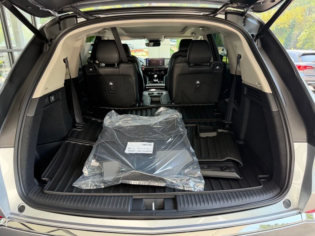 New 2026 Solar Silver Metallic Acura Base image 10