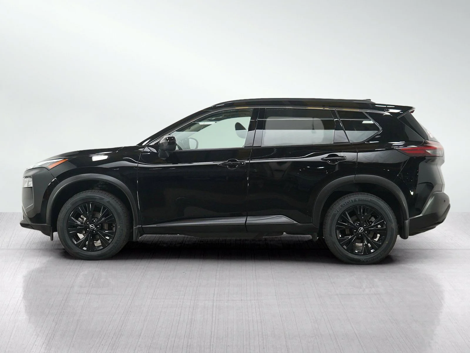 Used 2023 Nissan Rogue SV with VIN JN8BT3BB1PW202521 for sale in Minneapolis, Minnesota