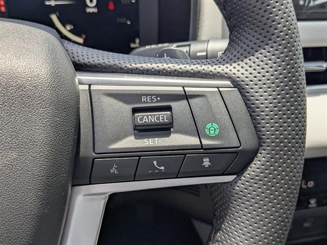 Used 2025 Black Diamond Mitsubishi SE image 49