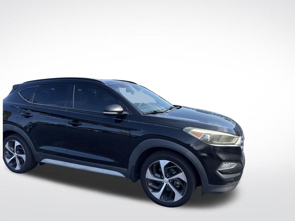 Used 2018 Black Hyundai Value image 12