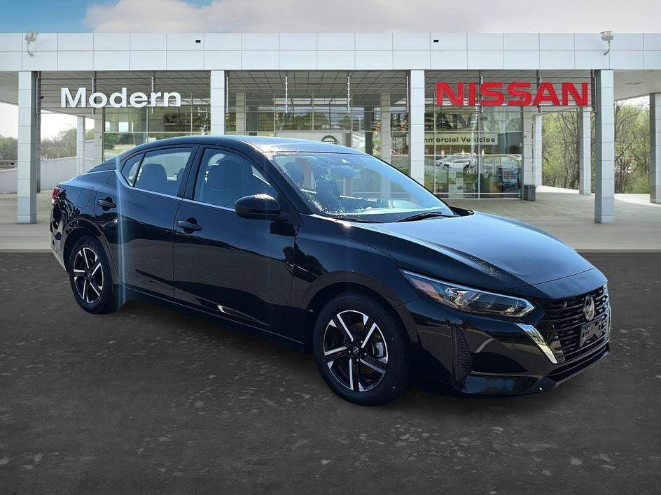Used 2025 Super Black Nissan SV image 7